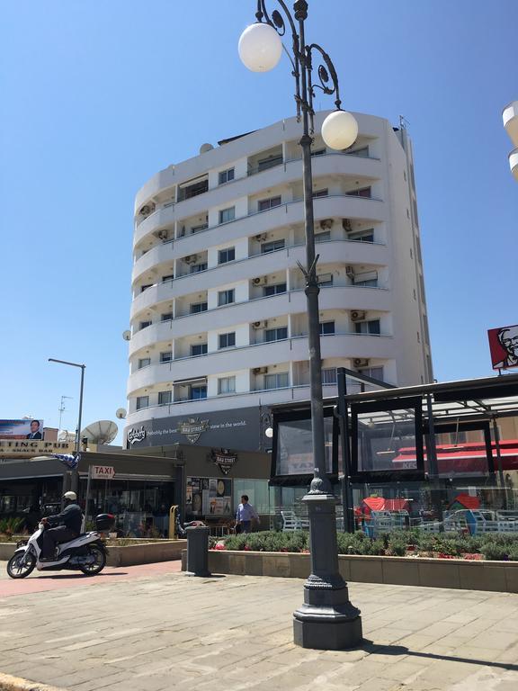 Alex Beach Apartment 51 Larnaca Exterior foto