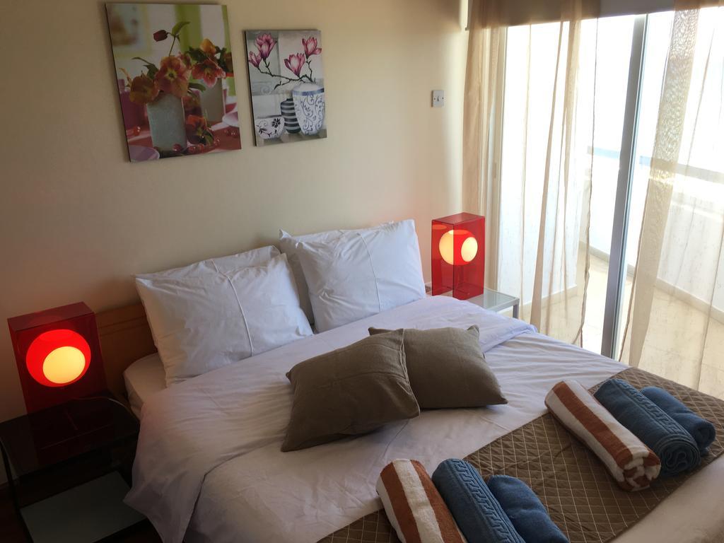 Alex Beach Apartment 51 Larnaca Exterior foto