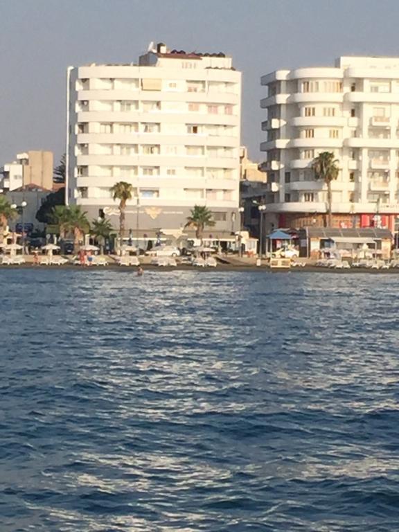 Alex Beach Apartment 51 Larnaca Exterior foto