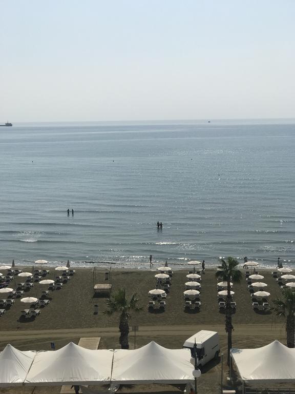 Alex Beach Apartment 51 Larnaca Exterior foto