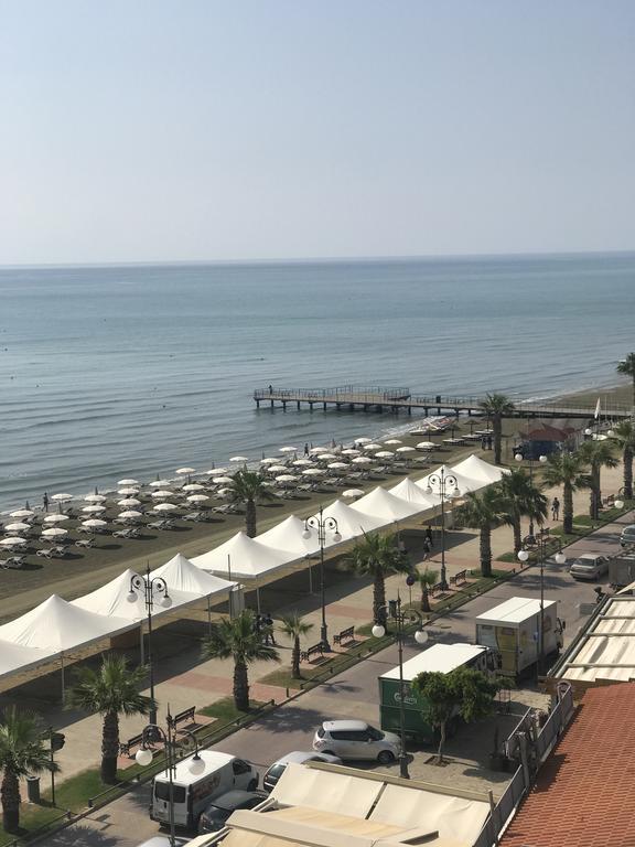 Alex Beach Apartment 51 Larnaca Exterior foto